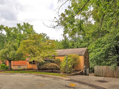 478 Barbara Dr, Pittsburgh, PA, 15227