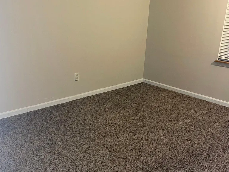 3410 Bangor Ct — Photo 5