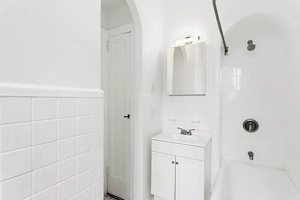 Rented by Freestone Property Group | media 11