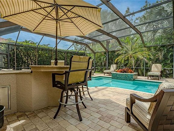 5th image of 7667 Martino Cir