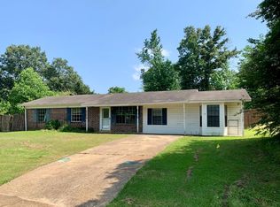 614 Hummingbird Trl, Atlanta, TX 75551