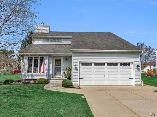 2 W Lake Forest Pkwy, Lancaster, NY 14086