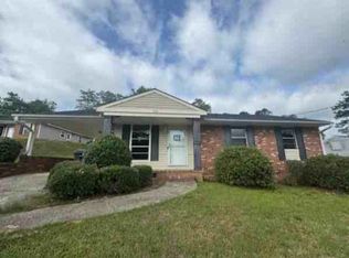 710 Lawrence Ct, Phenix City, AL 36869