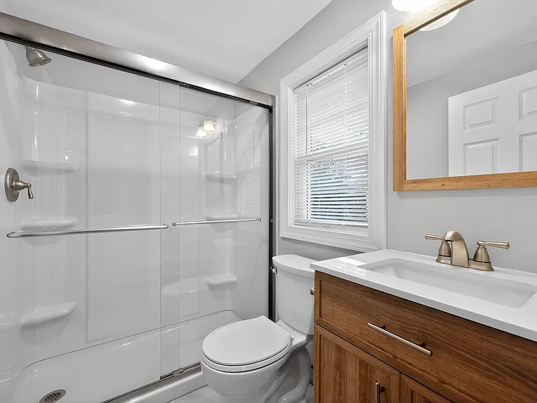 1392 Stokes Rd — Photo 25