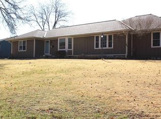 9900 Mercier St, Kansas City, MO 64114