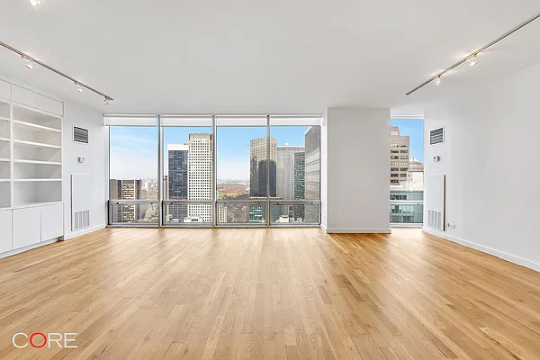 Rented by CORE | media 20