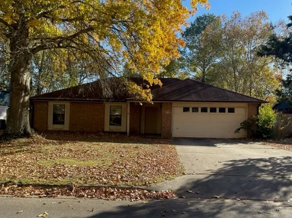 1473 E Eton St, Fayetteville, AR 72703