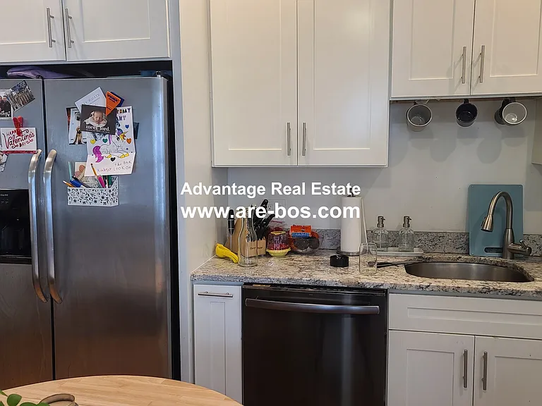 121 Webster Ave #1 — Photo 15