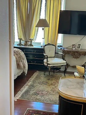 Sold by TMT Realty Group | media 16