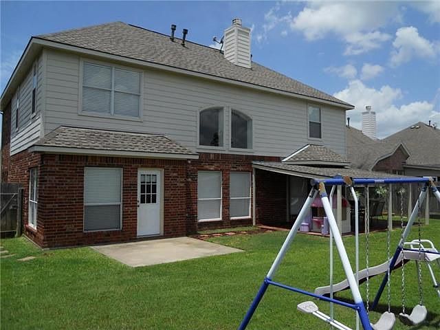 2nd image of 10814 White Oak Point Ct