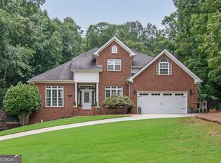 275 Oak Ridge Dr, Fayetteville, GA 30214