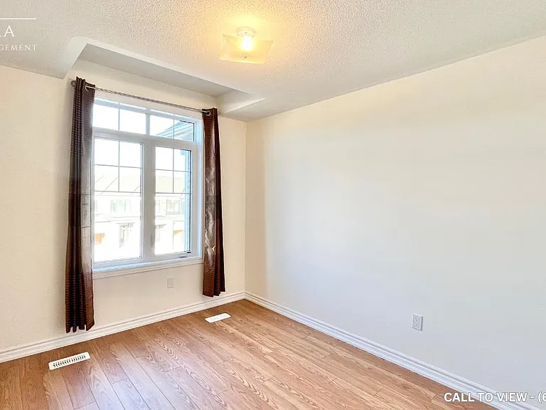 9 Durham Ave — Photo 8