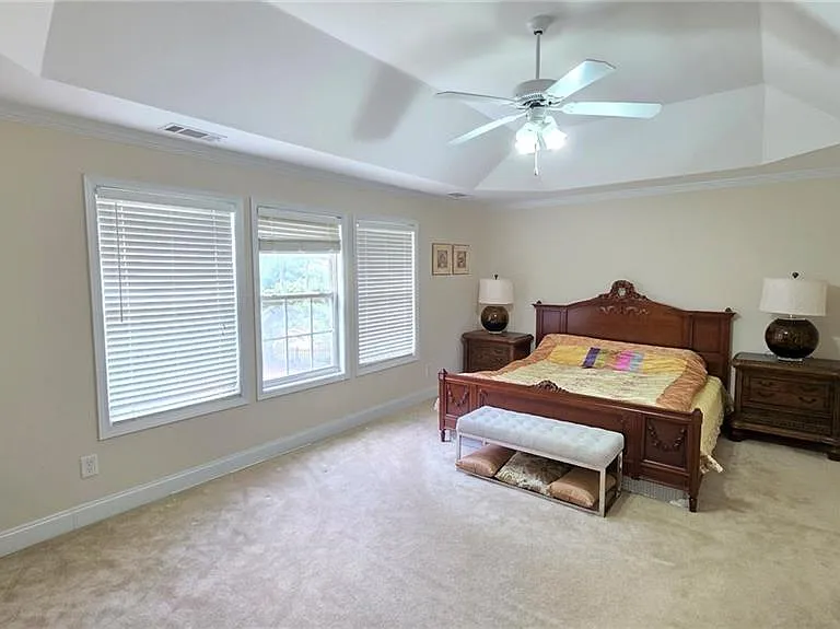 4060 Suwanee Bend Dr — Photo 16