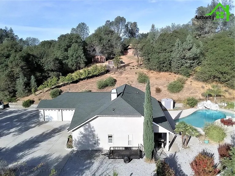 14270 Quail Springs Rd — Photo 4