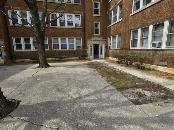 255 Wilcox St APT 106, Joliet, IL 60435