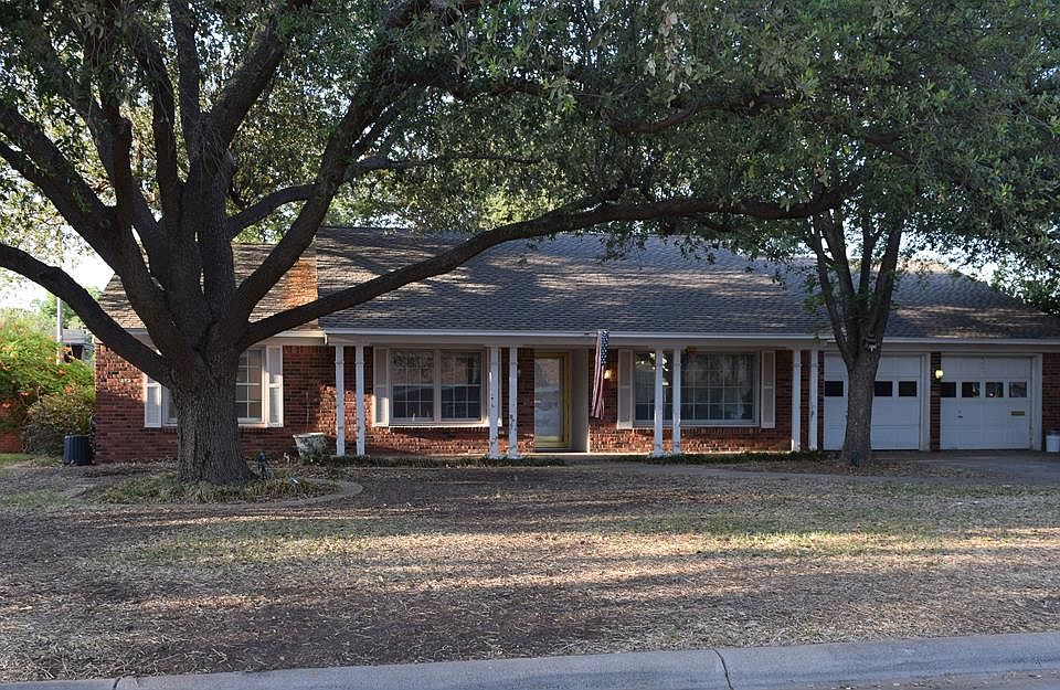 2nd image of 2519 Shell Ave