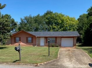 702 Springdale Dr, Enterprise, AL 36330