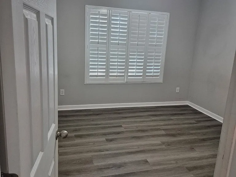 420 Pointe Cir — Photo 8