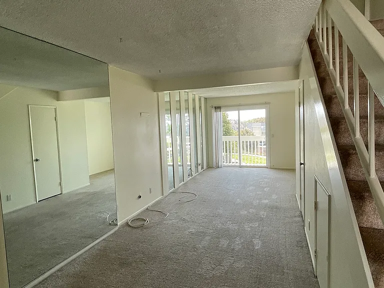 259 S Ventura Rd #248 — Photo 12