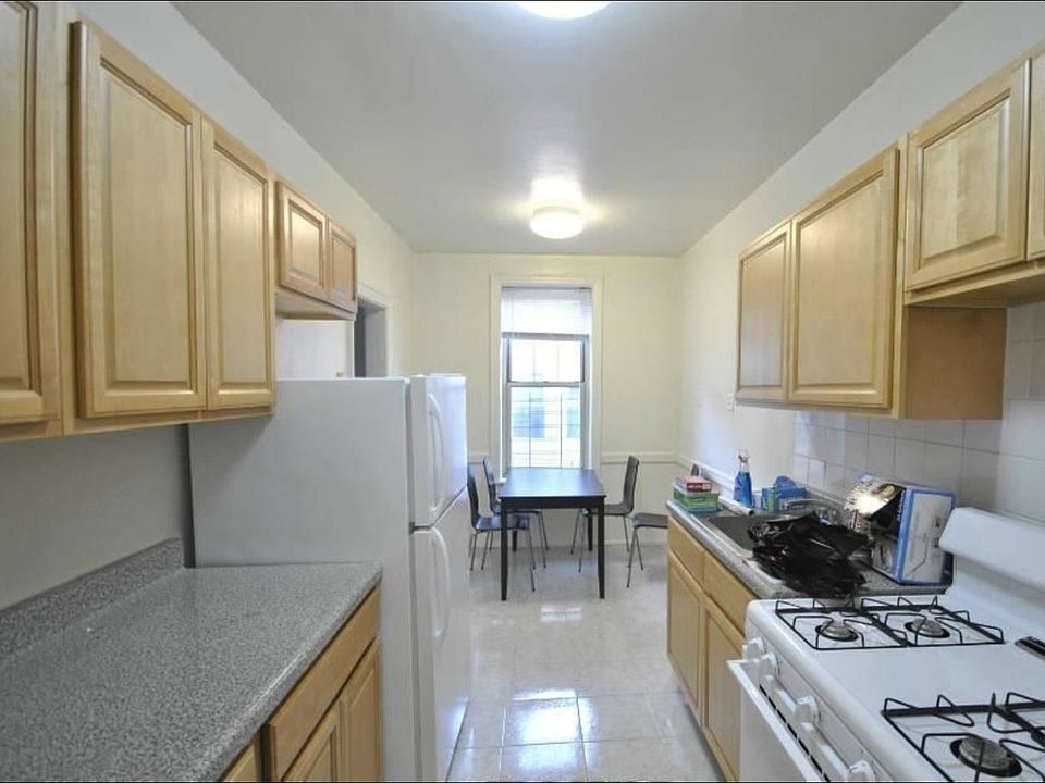 1st image of 2325 Ocean Ave APT 5