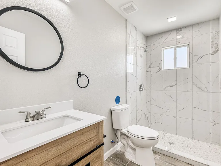10028 Cross St — Photo 19