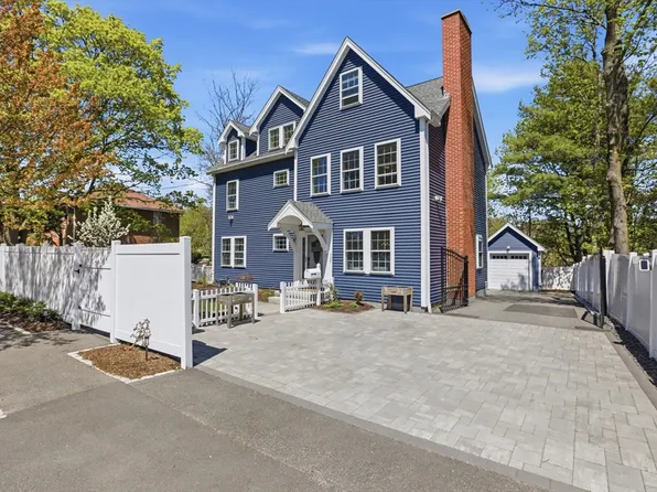 307 Cross St, Winchester, MA 01890