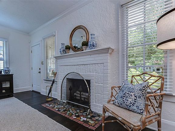 5th image of 6008 N Orange Blossom Ave