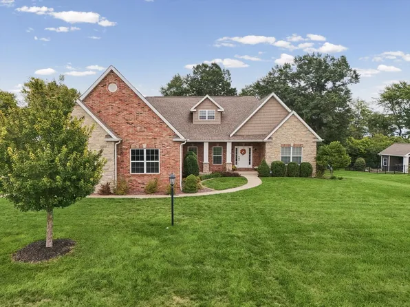 1803 Church Crossing St, Monticello, IL 61856