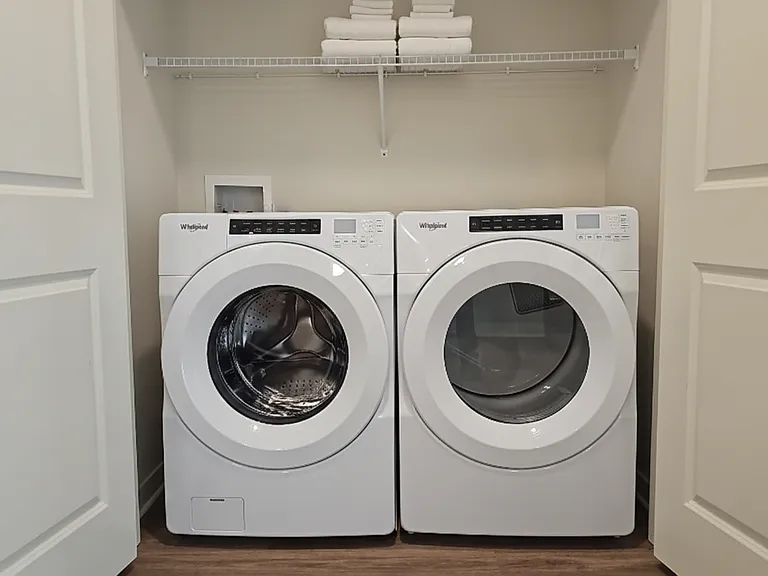 The Reserve at Cool Springs | Elizabethtown, KY | Laundry area