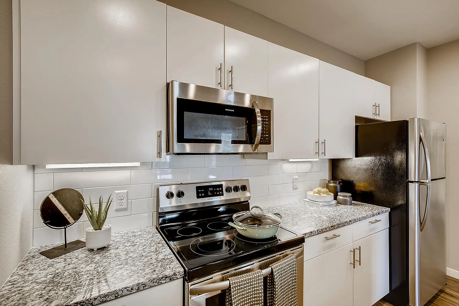 Ten West Apartments — Photo 2