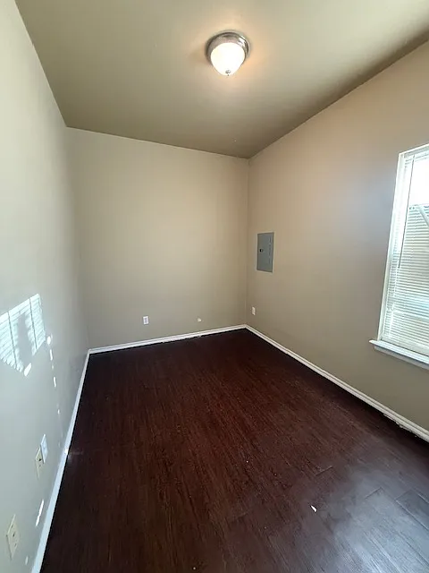 205 S Leach Ave , Watonga , Oklahoma-73772 — Photo 3