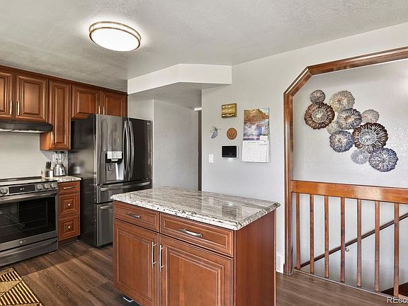 5th image of 11287 W Dumbarton Dr