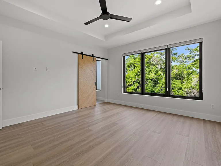 2507 N Massachusetts Ave #1 — Photo 33