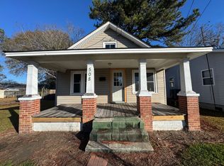 508 Bank St, Elizabeth City, NC 27909