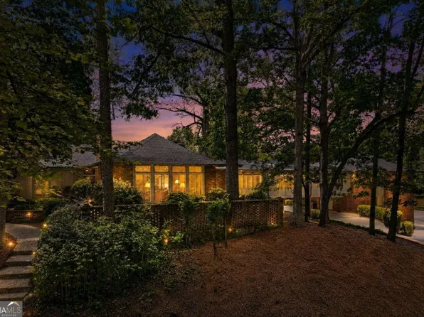 1403 Springdale Rd, Gainesville, GA 30501