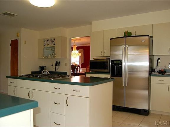 5th image of 25 Peachtree Dr