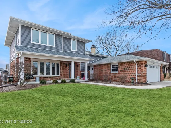 817 79th St, Darien, IL 60561