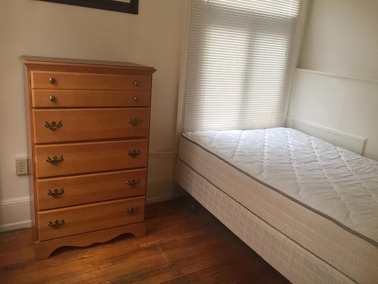 102 Highland Pl #1 — Photo 7