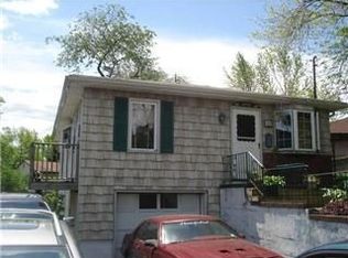 80 Pomona Blvd, Keyport, NJ 07735