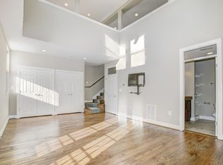 125 15th St NE APT 4, Washington, DC 20002