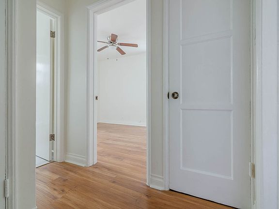 5th image of 2019 S Sherbourne Dr #2019.5