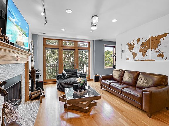 5th image of 6345 S Ingleside Ave #2