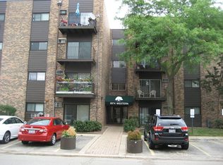 8974 N Western Ave, Des Plaines, IL 60016