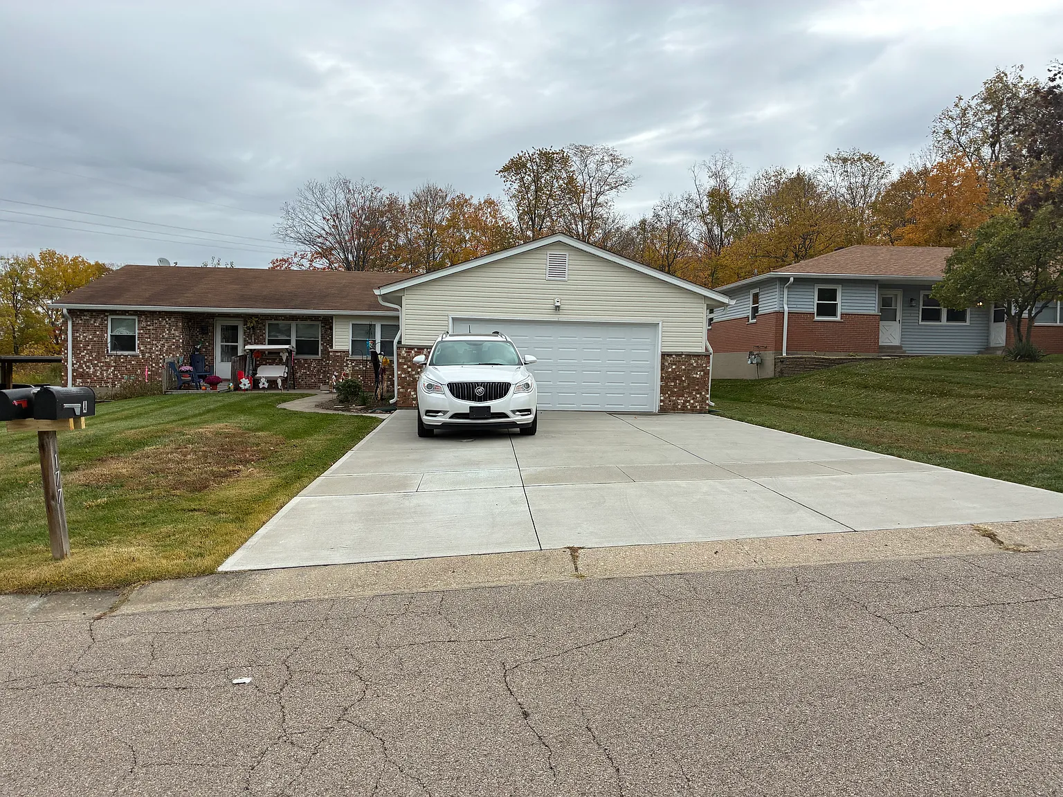 2 bed, 1.5 bath, 950 sqft, $1,375 — Photo 1
