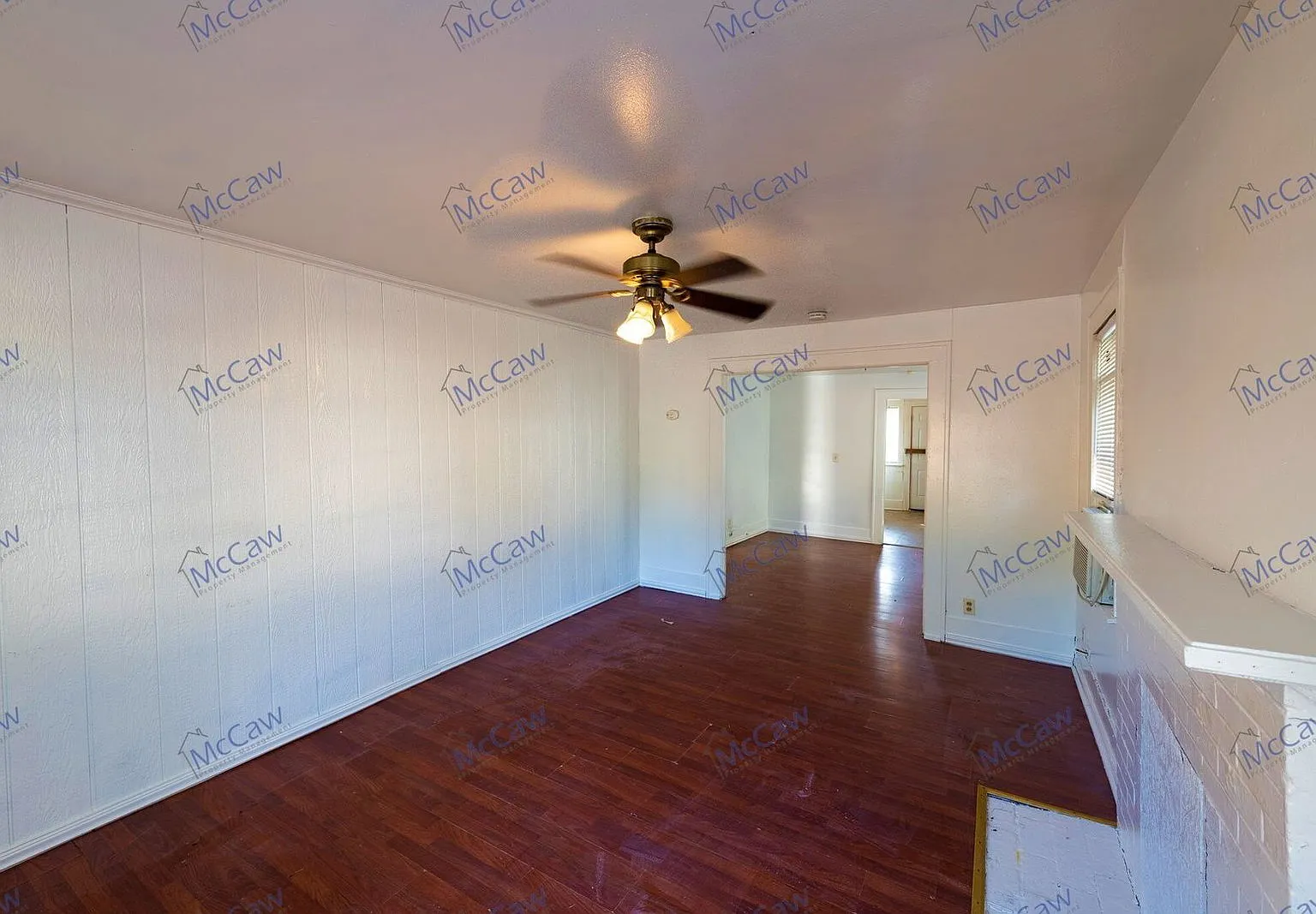 2 bed, 1.0 bath, 912 sqft, $900 — Photo 4