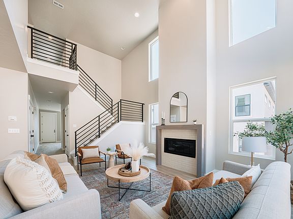 2nd image of 5902 N Canyon Rim Rd #620