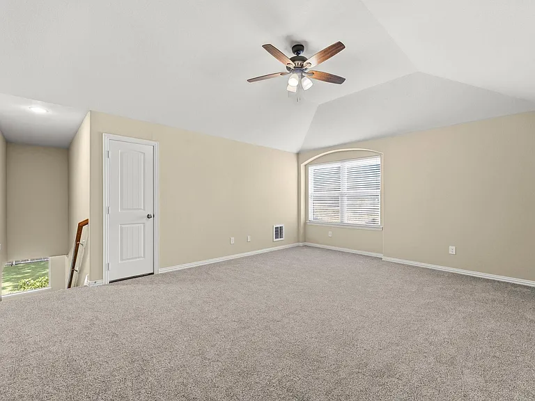 34 Sawbridge Cir — Photo 25