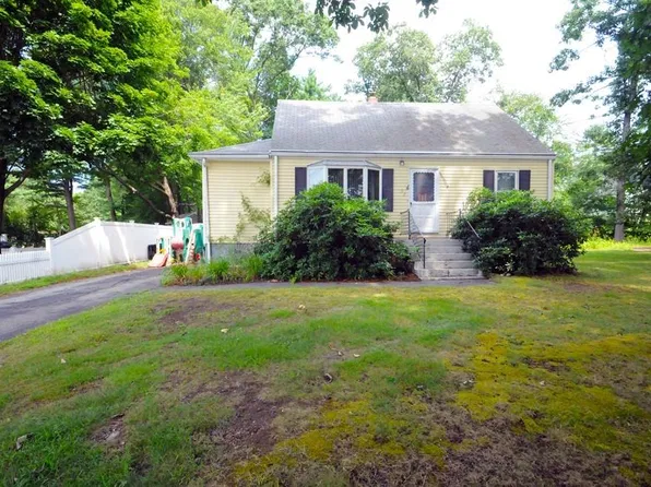 52 Baldwin Rd, Billerica, MA 01821