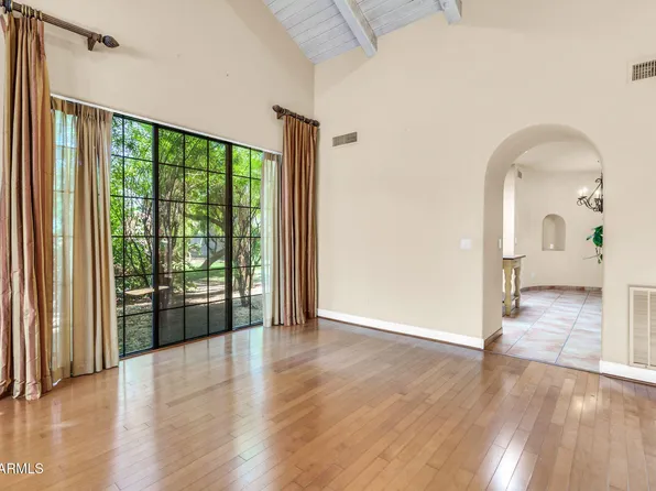 8100 E CAMELBACK Road #6, Scottsdale, AZ 85251