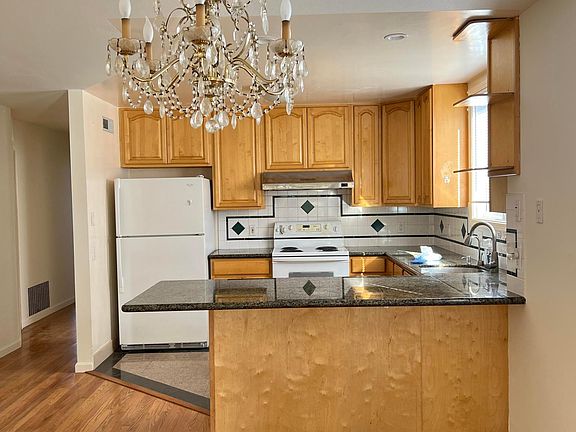 4th image of 56 Highland Ave